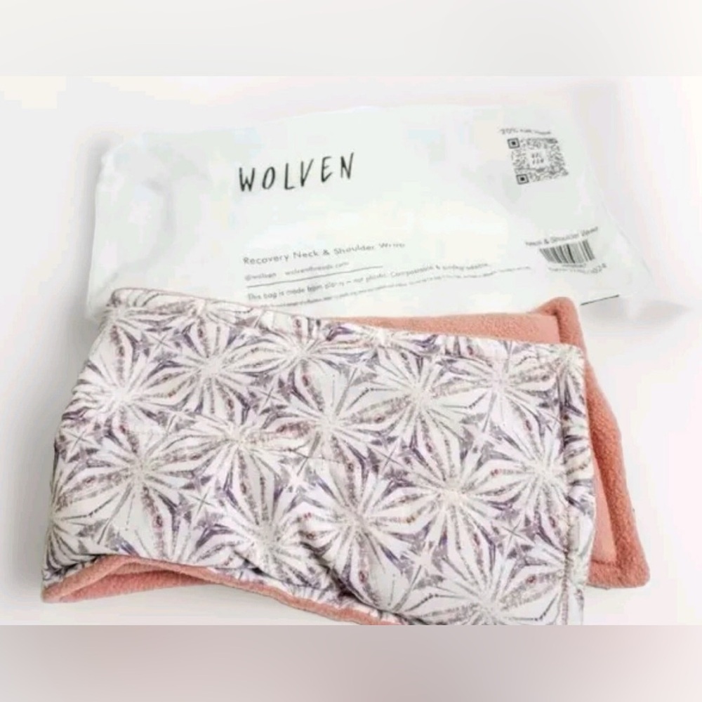✨✨Wolven Recovery Neck & Shoulder Wrap✨✨